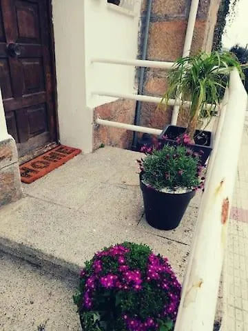 Δωμάτια σε οικογενειακή κατοικία Anselma, Casa Compartida